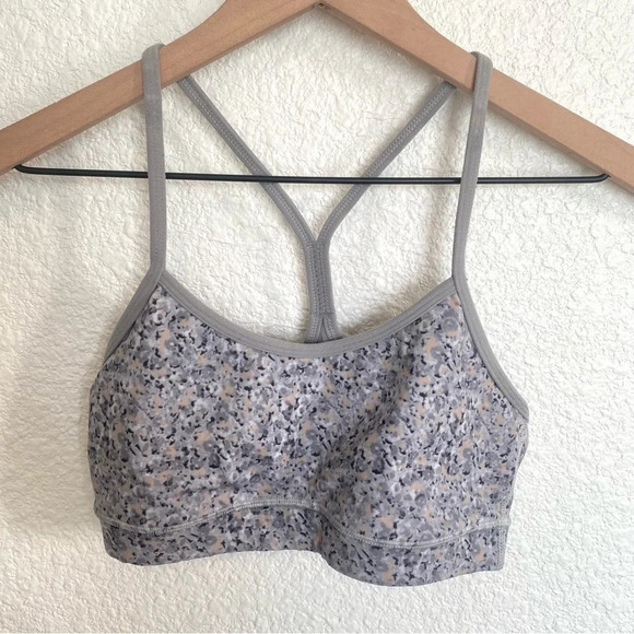 Lululemon Flow Y Sports Bra IV Petite Fleur Silver Spoon Ambient Grey Size 4 - Picture 1 of 10